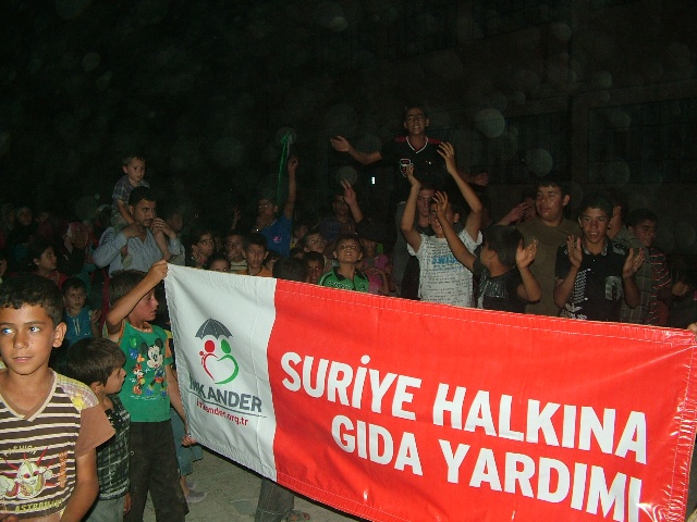 imkander-suriye-halkina-yardimlari-ulastirdi13.jpg