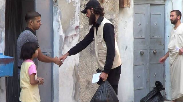 imkander-suriye-idlib-ekim-2012-yetim-parasi-ve-erzak-dagitimlari1.jpg