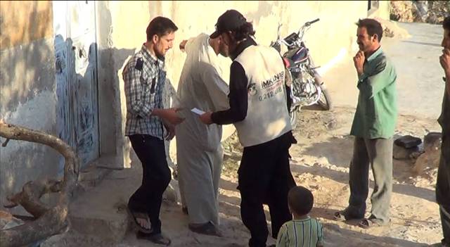 imkander-suriye-idlib-ekim-2012-yetim-parasi-ve-erzak-dagitimlari7.jpg