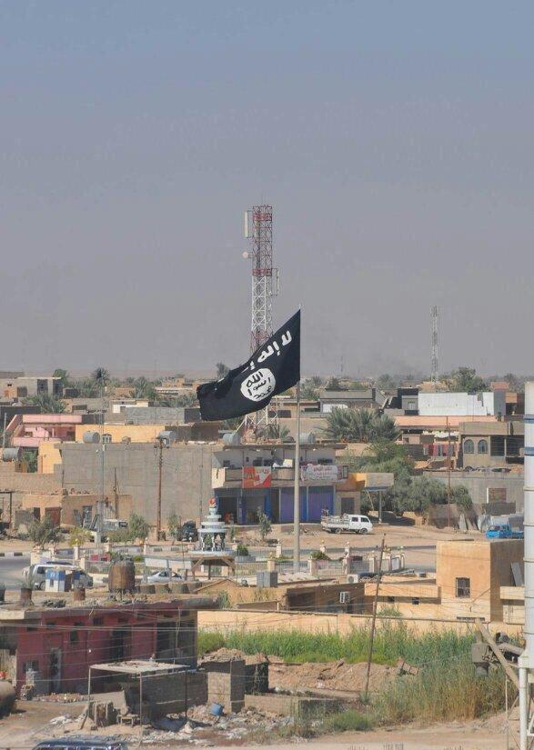 isis-isid-bayragi-kobani.jpg