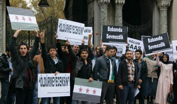 istanbul-universitesi-iu_suriye_bizim-cocuklar_sergi-protesto02.jpg