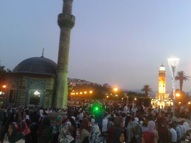 izmir-gazze-20140719-10.jpg izmir-gazze-20140719-10.jpg