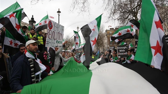 londra_suriye_protestosu-(2).jpg