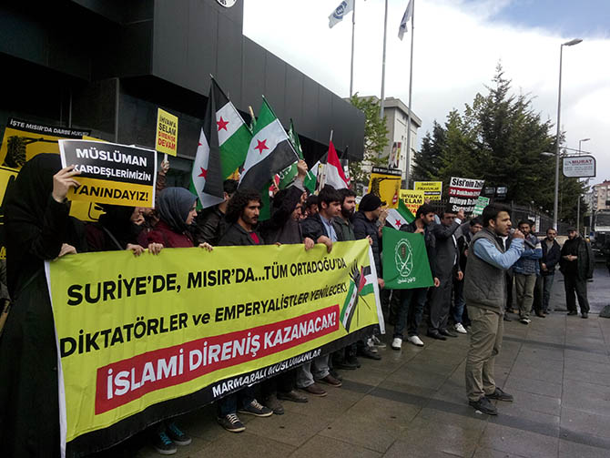 marmara_universitesi_misir_protesto-(4).jpg