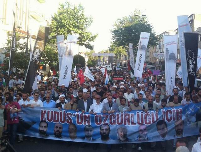 mavi-marmara-yuruyusu_fatih2013-01.jpg mavi-marmara-yuruyusu_fatih2013-01.jpg