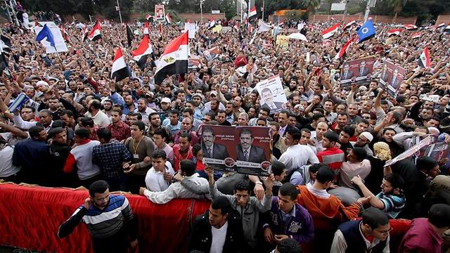 mursi-misir-egypt-morsi-protests.jpg