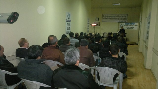 mustafa_ozel-20111120-02.jpg mustafa_ozel-20111120-02.jpg