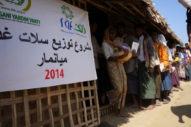myanmar-arakan-ihh-yardim06.jpg