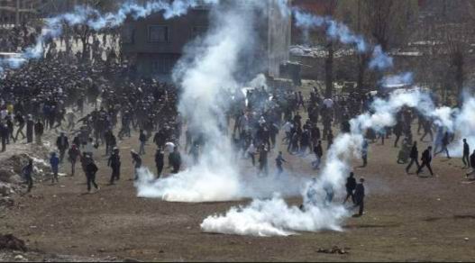 nevruz-newroz-2012-batman.jpg nevruz-newroz-2012-batman.jpg