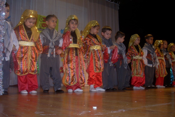 ozgur-cocuk-yilsonu-20120611-04.jpg ozgur-cocuk-yilsonu-20120611-04.jpg