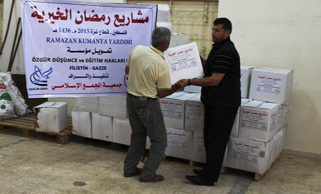 ozgur-der-gazze-de-kumanya-dagitimi-ramazan2015-04.jpg ozgur-der-gazze-de-kumanya-dagitimi-ramazan2015-04.jpg