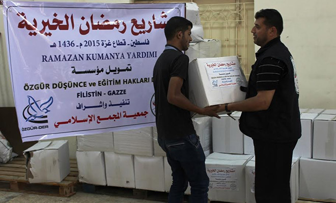 ozgur-der-gazze-de-kumanya-dagitimi-ramazan2015-06.jpg ozgur-der-gazze-de-kumanya-dagitimi-ramazan2015-06.jpg
