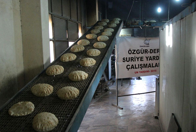 ozgurder-1-cuval-un-kampanyasi-suriyeye-yardim07.jpg ozgurder-1-cuval-un-kampanyasi-suriyeye-yardim07.jpg