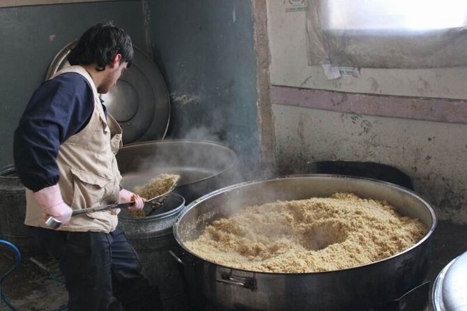 ozgurder-yemekhane-20140501-10.jpg ozgurder-yemekhane-20140501-10.jpg