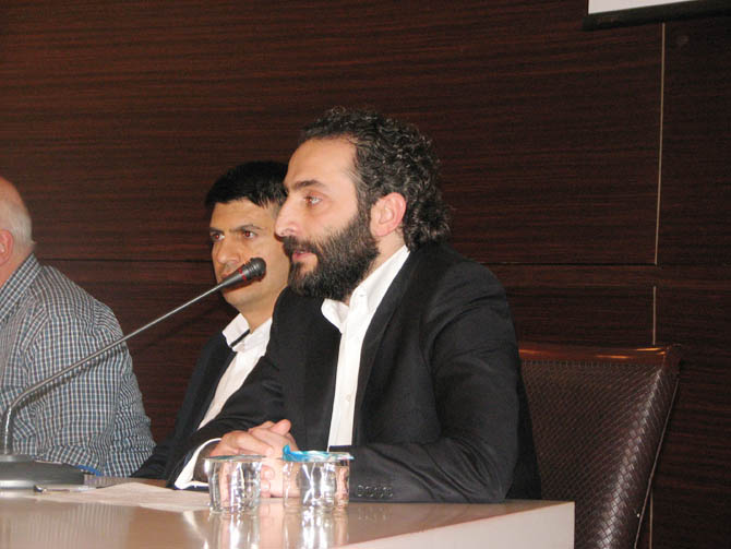 ozgurder_aylik_panel_17042013-(3).jpg