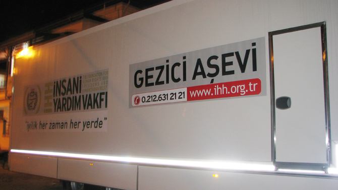 ozgurder_universite_gencligi_reyhanli_yardim_ihh_ziyaret-(14).jpg