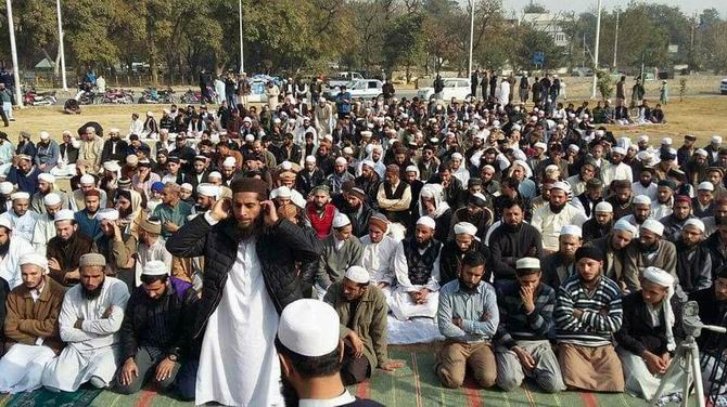 pakistanhal-20161217-02.jpg