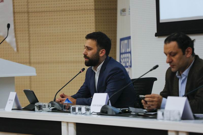 panel-20220524-04.jpg