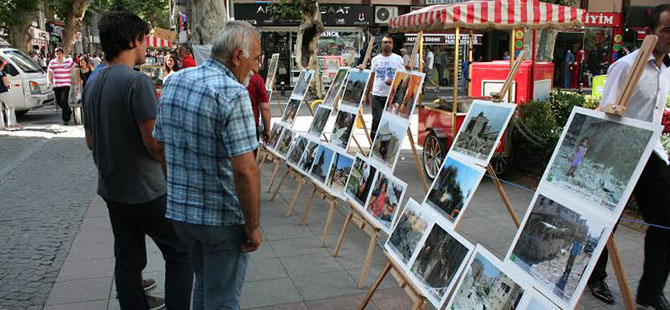 pendik’te-“suriye’de-insanlik-drami”-resim-sergisi-02.jpg