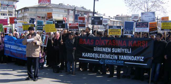 sivas-suriye-eylemi-protest_syria_18mart2012_03.jpg