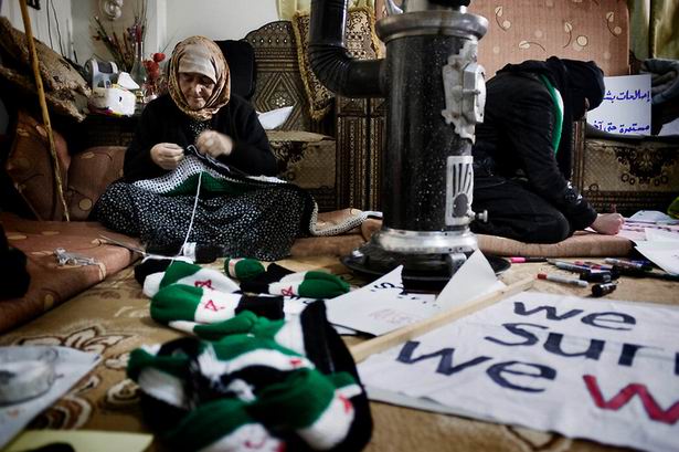 suriyeli-kadin-direnisci-revolution-women-syria-war01.jpg