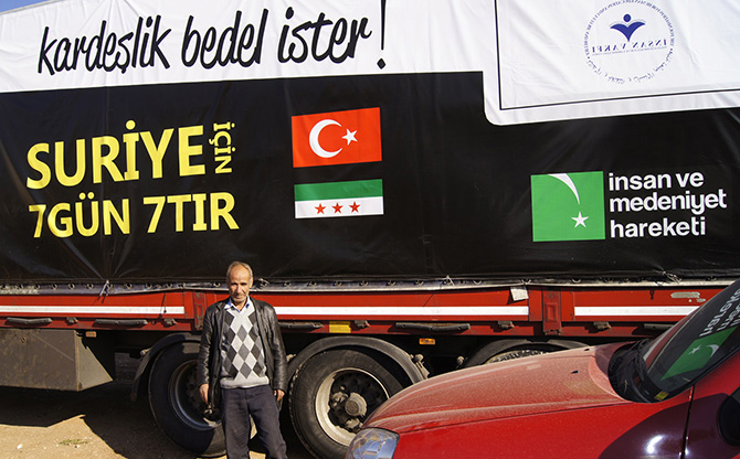suriyeye-yardim-4+.jpg