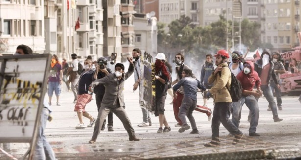 taksim_geziparki-eylemcileri.jpg