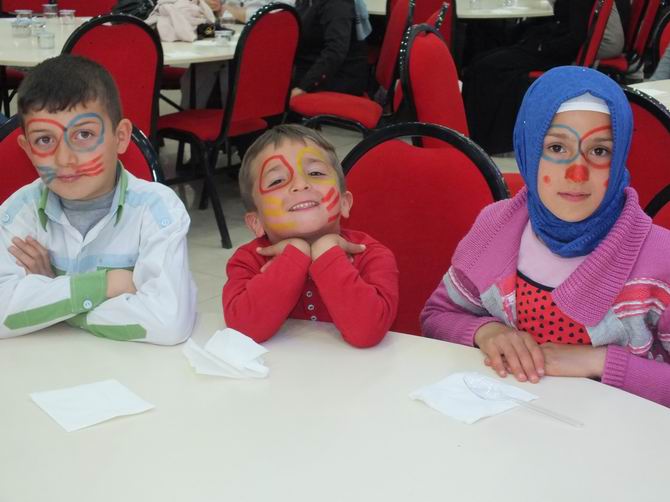 tatvan-yetim-20140427-01.jpg tatvan-yetim-20140427-01.jpg