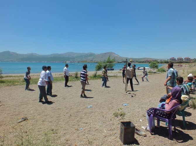 tatvan20140621-01.jpg tatvan20140621-01.jpg