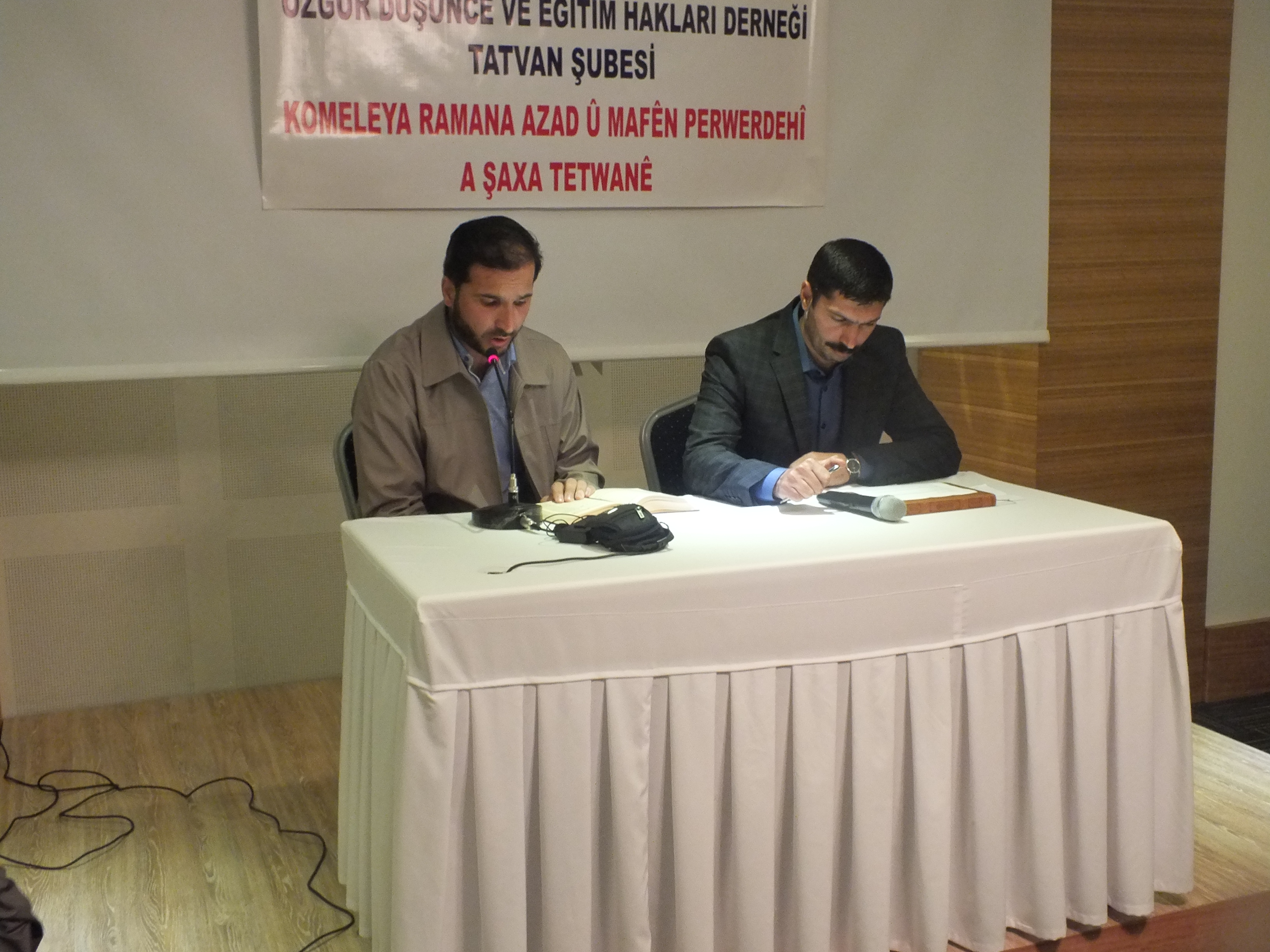 tatvan_ozgur-der_cuma_seminerleri_basladi-(2).jpg
