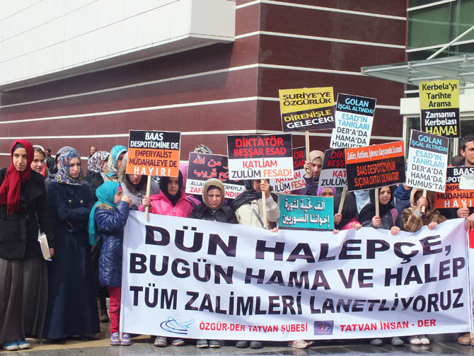 tatvan_suriye_eylemi_16032013-(2).jpg