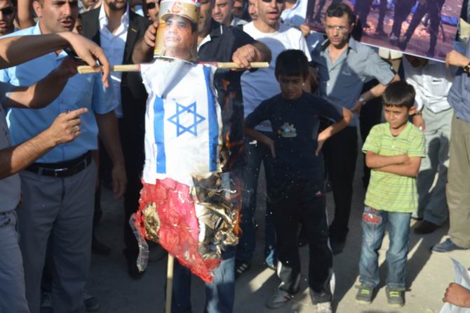 van-020130815-07.jpg van-020130815-07.jpg