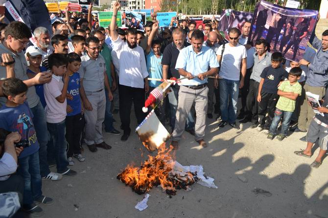 van-020130815-09.jpg van-020130815-09.jpg