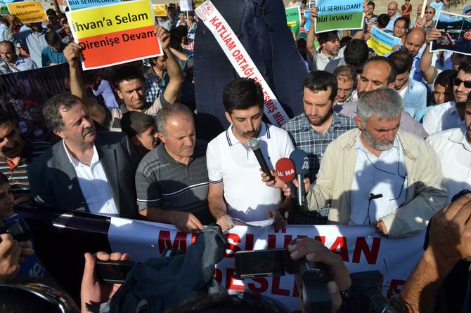 van-020130815-11.jpg van-020130815-11.jpg