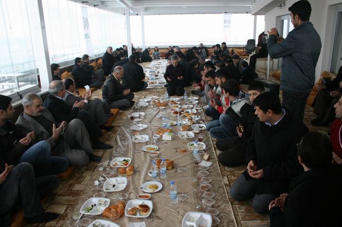 van-20121216-2.jpg van-20121216-2.jpg