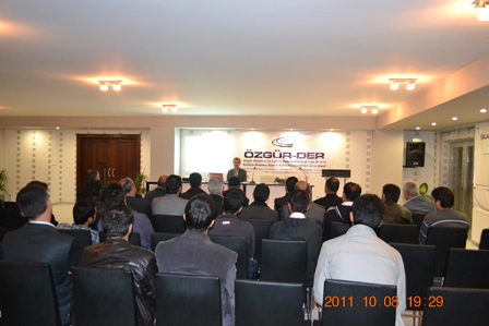 van-ozgurder-20111007-02.jpg van-ozgurder-20111007-02.jpg