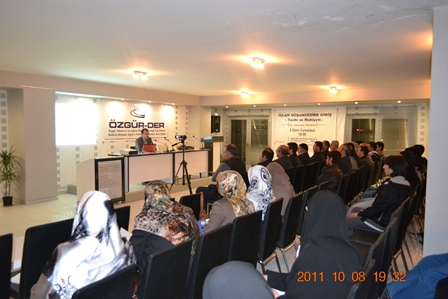 van-ozgurder-20111007-03.jpg van-ozgurder-20111007-03.jpg