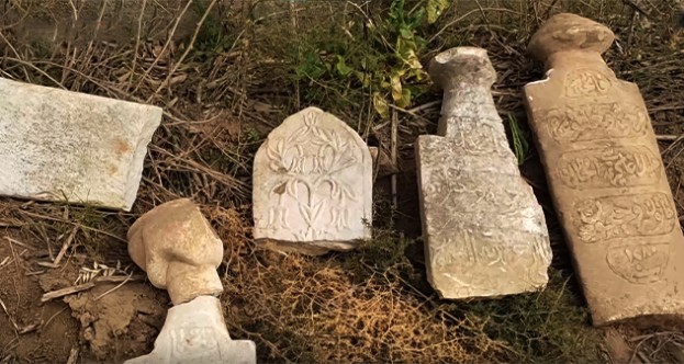 yunanistan-tarih-musluman-mezarligini-yok-etti-h17091-ce78c.jpg