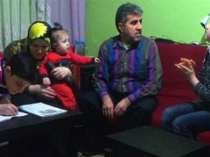 Suriyeli Muhacir Bir Aile Üç Hikâye